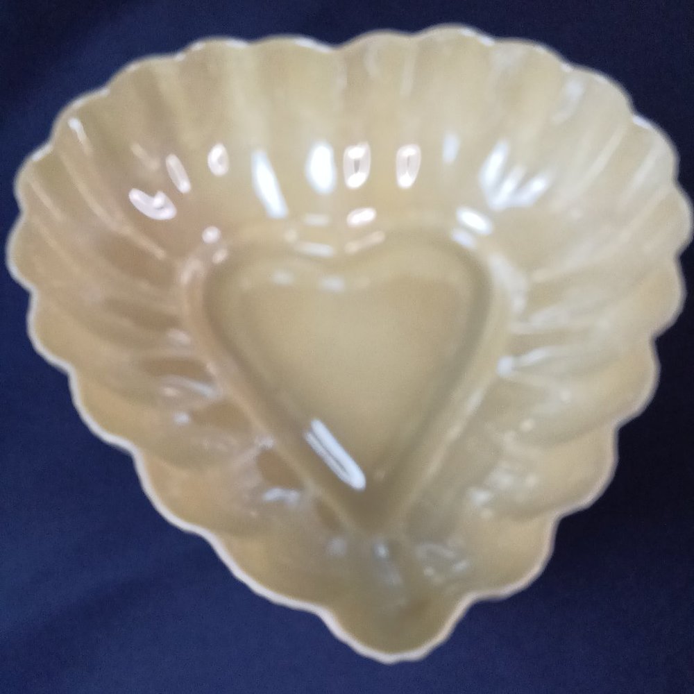 Vintage Irish Belleek Fine Parian Ware Heart-Shaped Dish